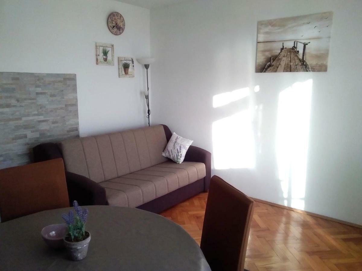 Apartment Nina Senj  Εξωτερικό φωτογραφία